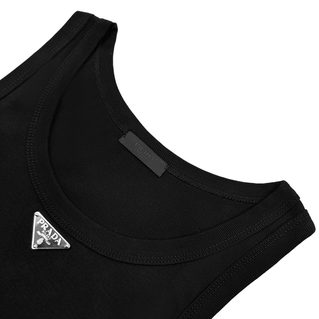 CAMISETA SIN MANGAS PRADA - 556