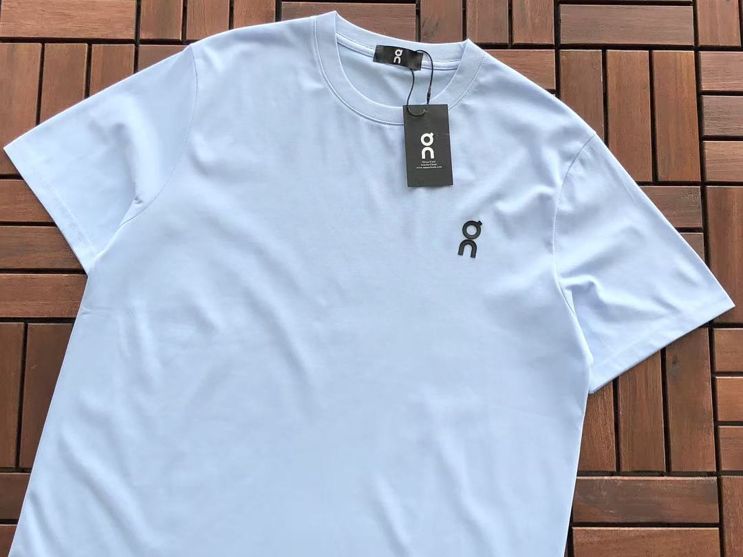 ON RU🔥🔥I🔥G T-SHIRT