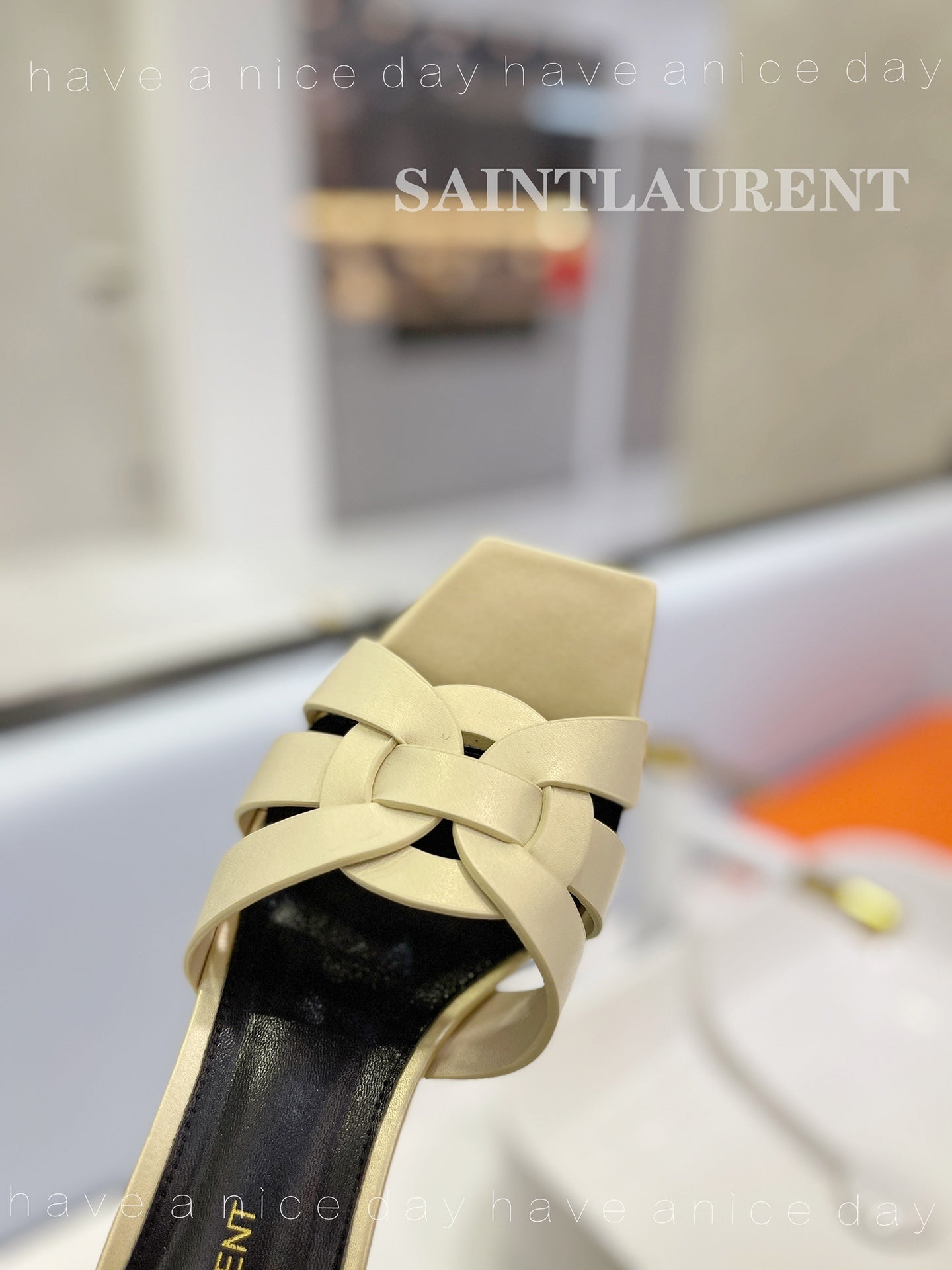 Saint Laurent