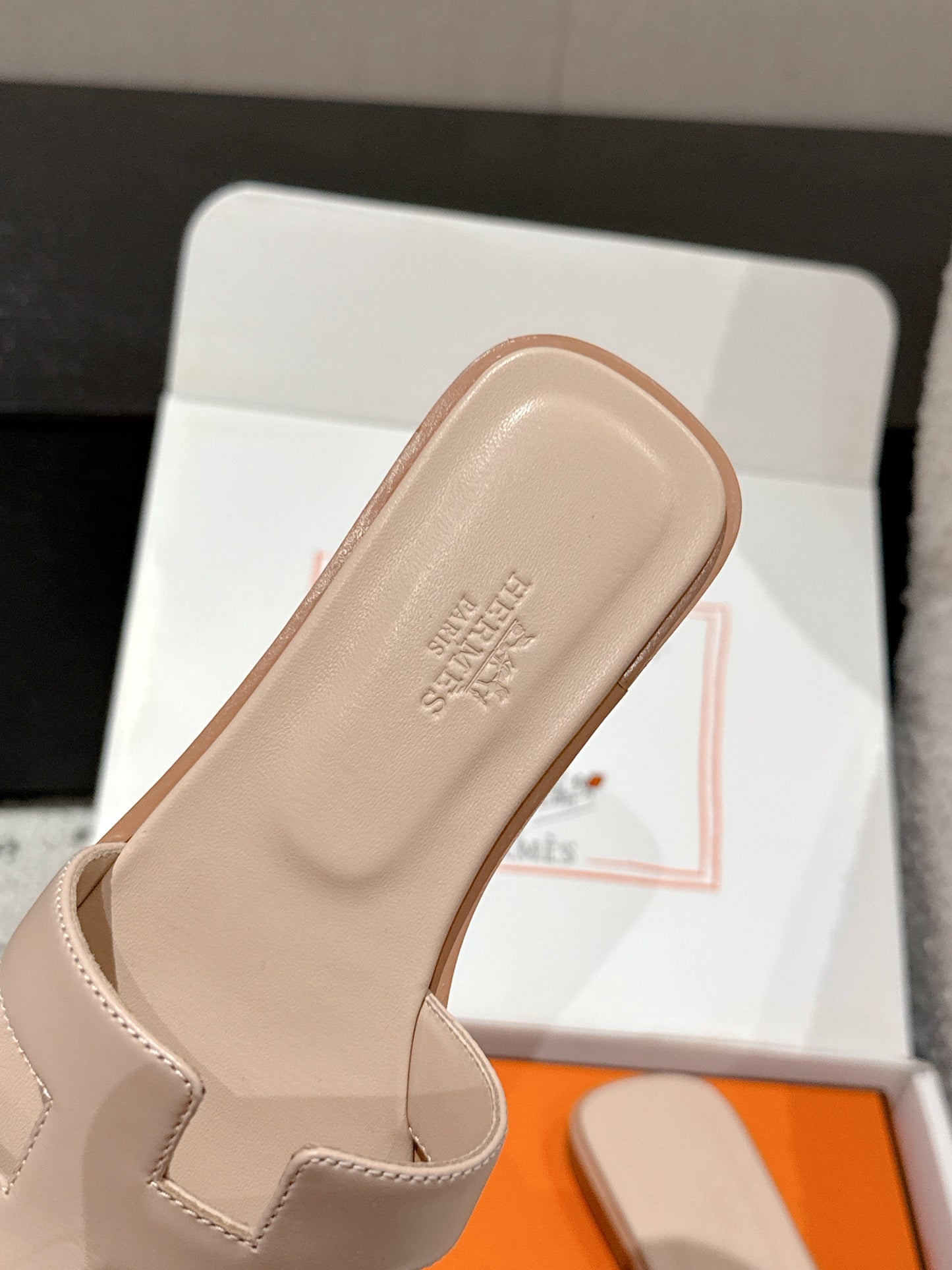 Hermès