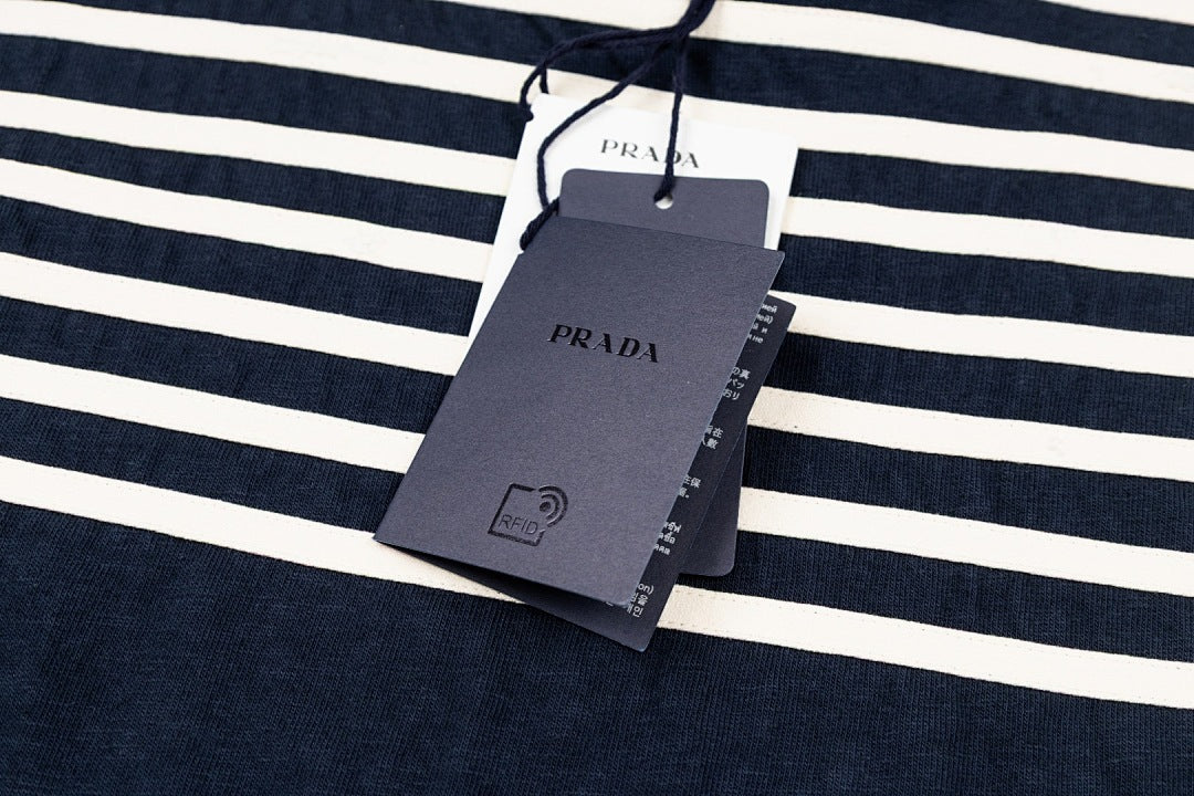 CAMISETA PRADA - 548