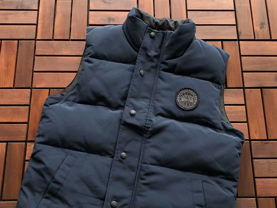 C🔥N🔥🔥A G🔥🔥🔥E DOWN VEST
