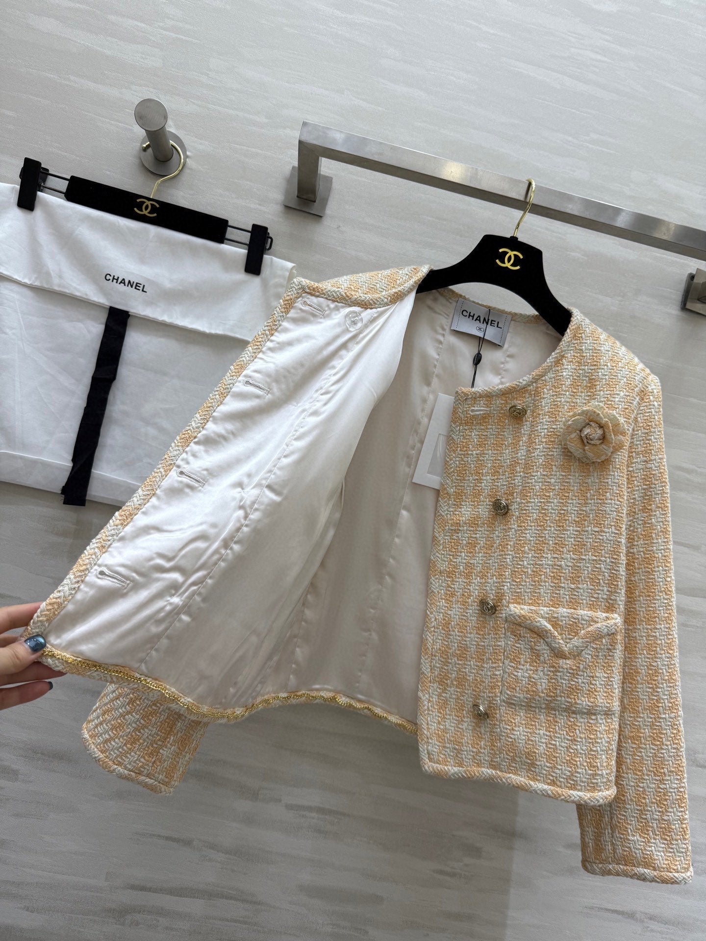 CHANEL
