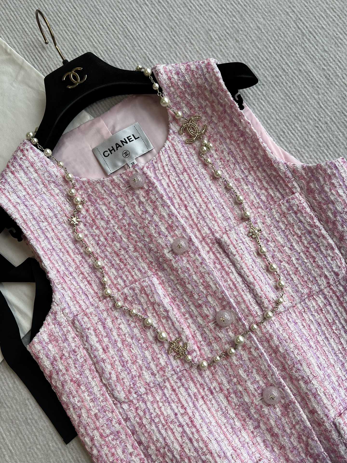 CHANEL