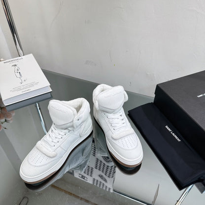 Saint Laurent