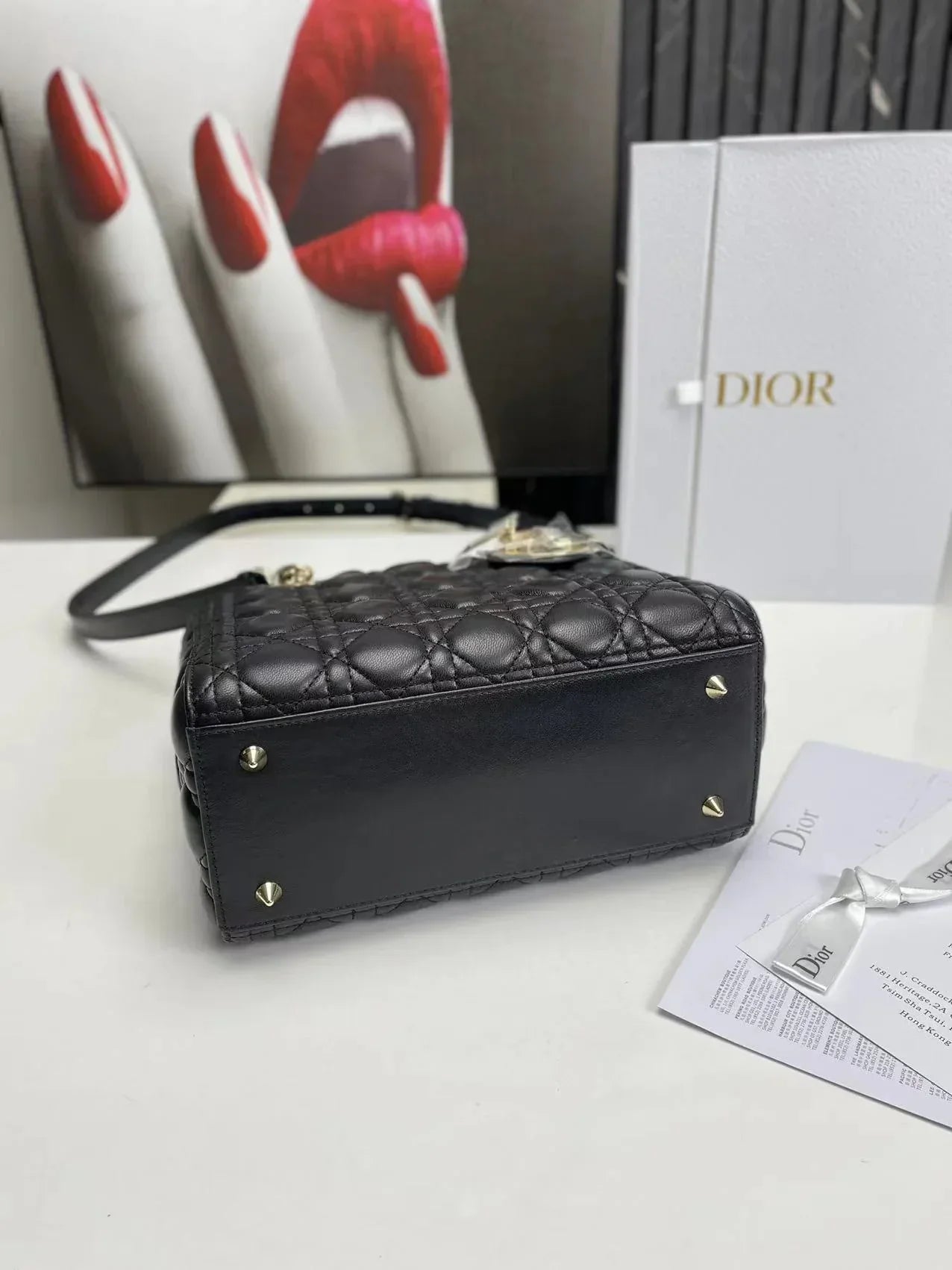DIOR