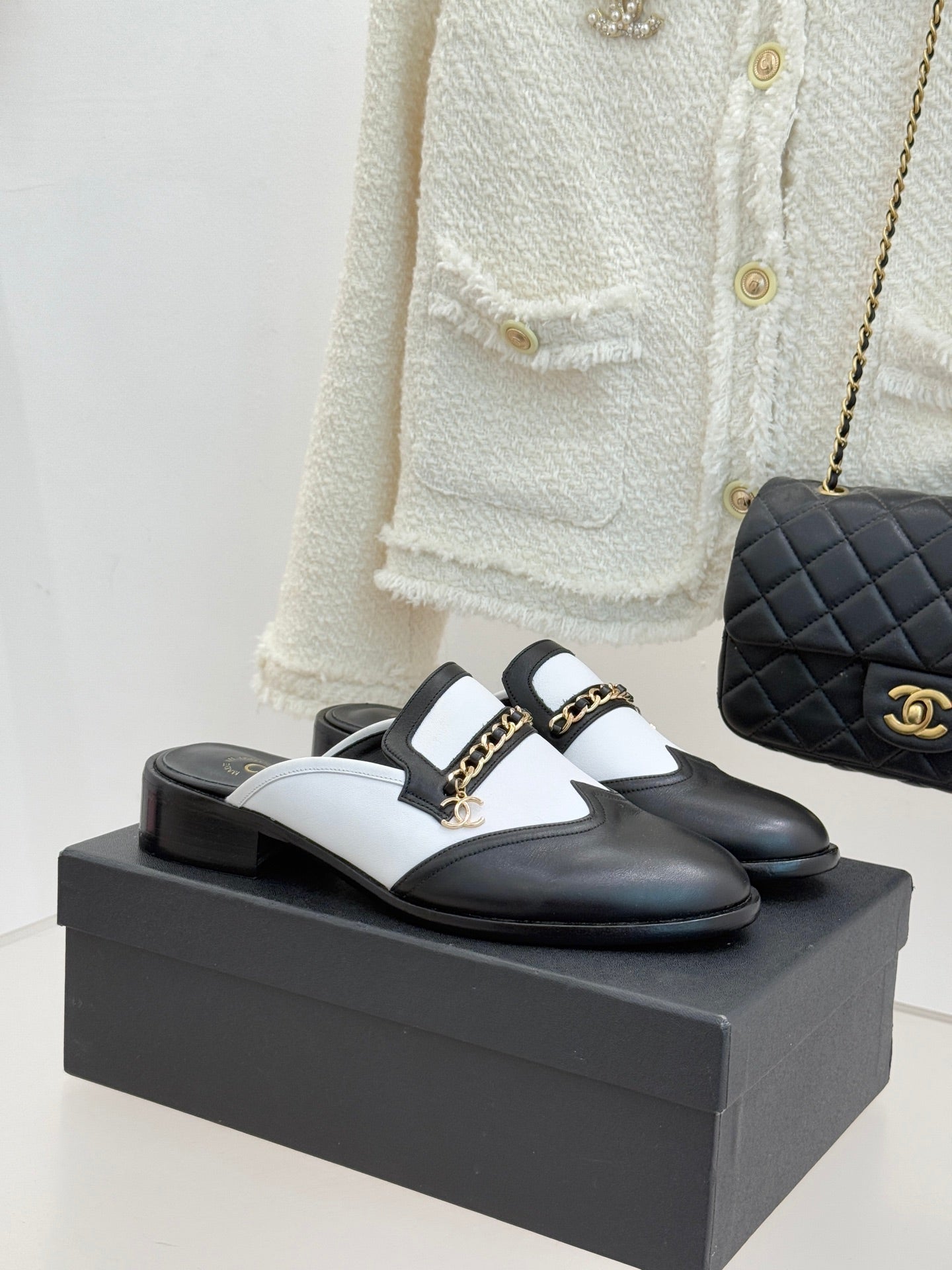 CHANEL
