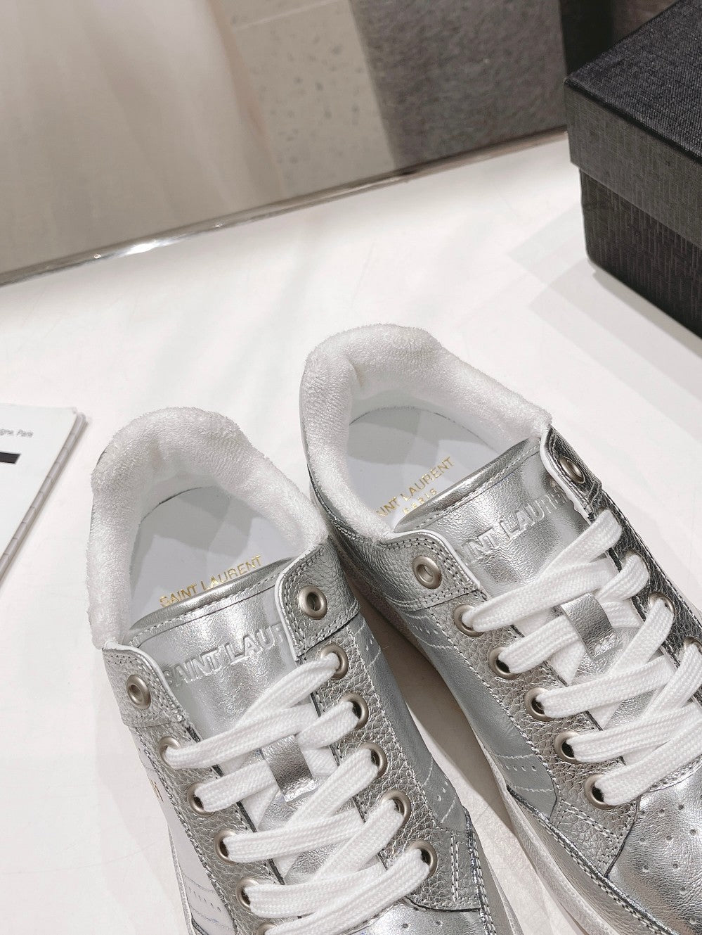 Saint Laurent