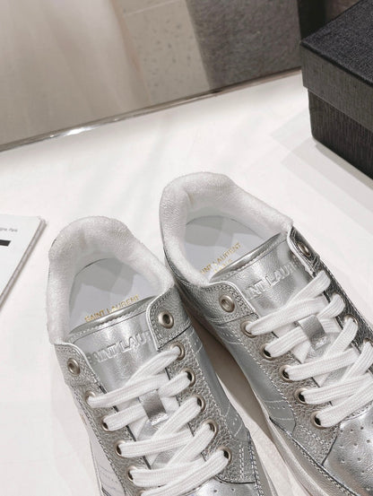 Saint Laurent