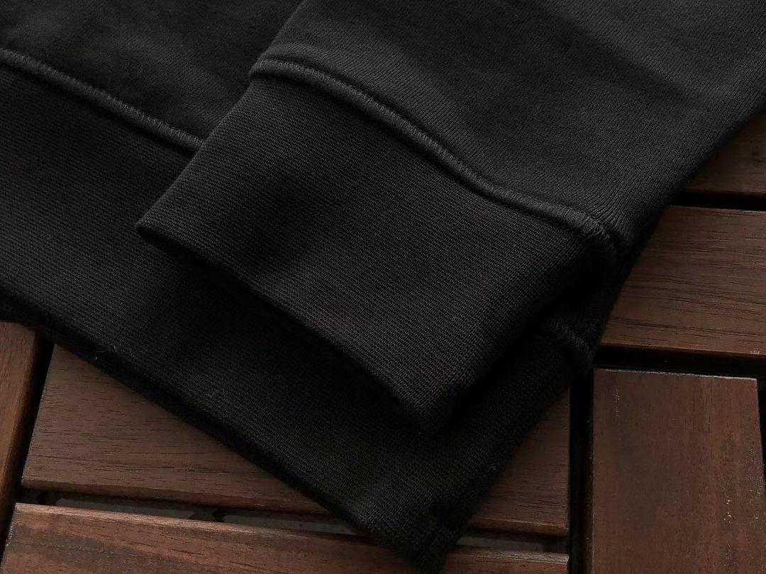 ST🔥🔥E SWEATER