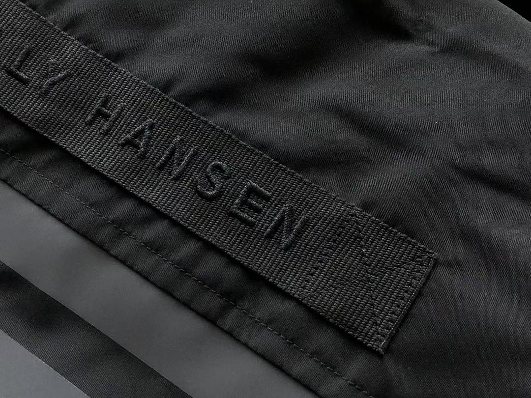 HELLY HANSEN DOWN JACKET