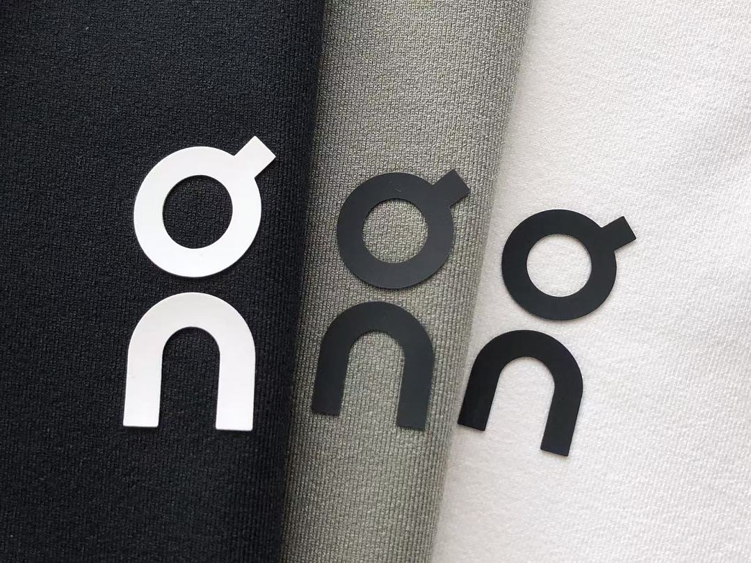ON RU🔥🔥I🔥G LONG-SLEEVE