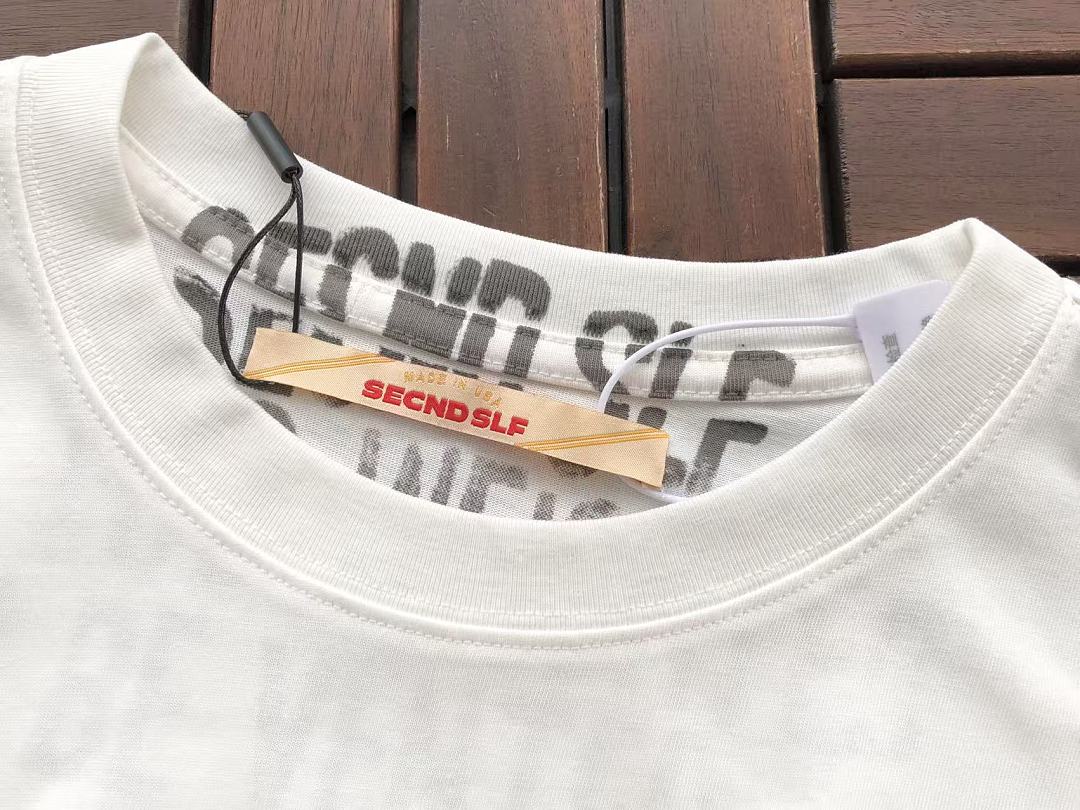 VINTAGE T-SHIRT