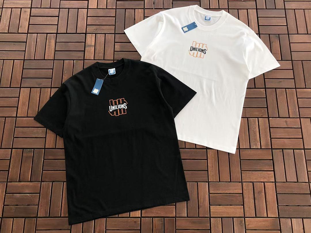 UNDEFEATED T-SHIRT