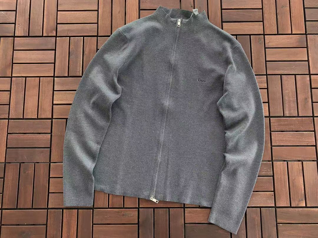 D🔥O🔥 SWEATER