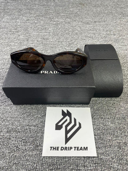 GAFAS DE SOL PRADA