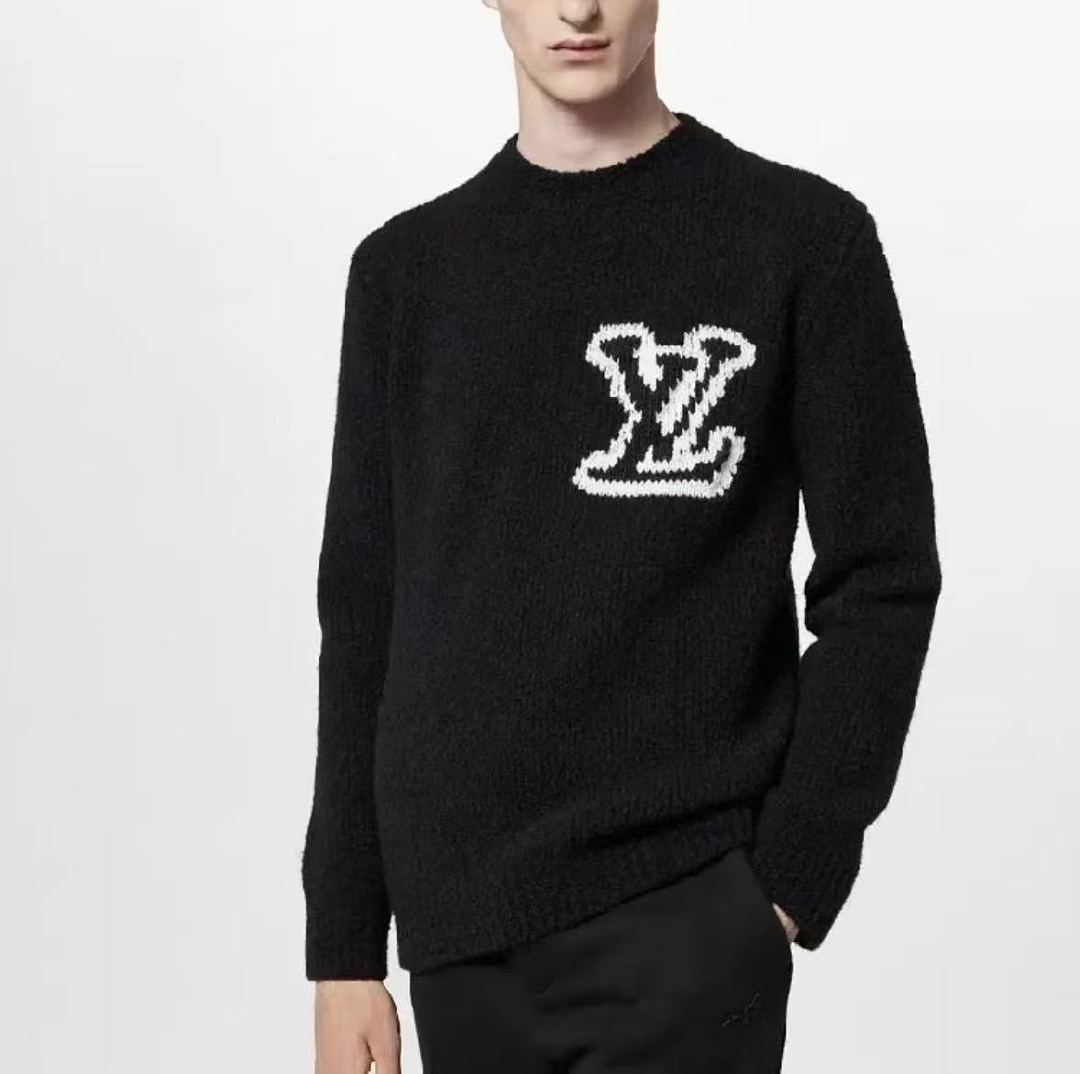 L🔥SWEATER