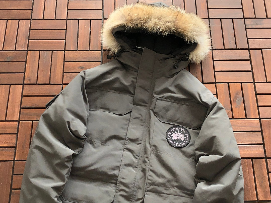 C🔥N🔥🔥A G🔥🔥🔥E DOWN JACKET
