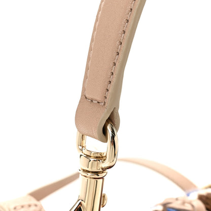 Chloé