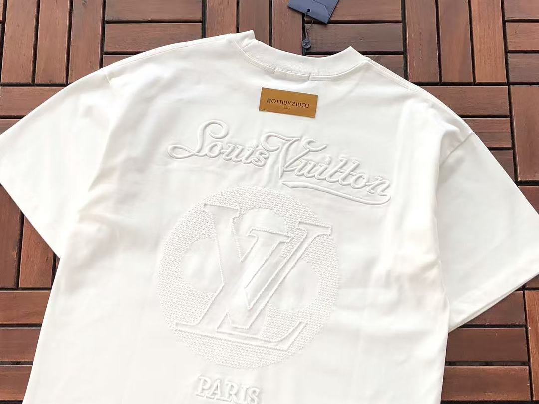 L🔥T-SHIRT