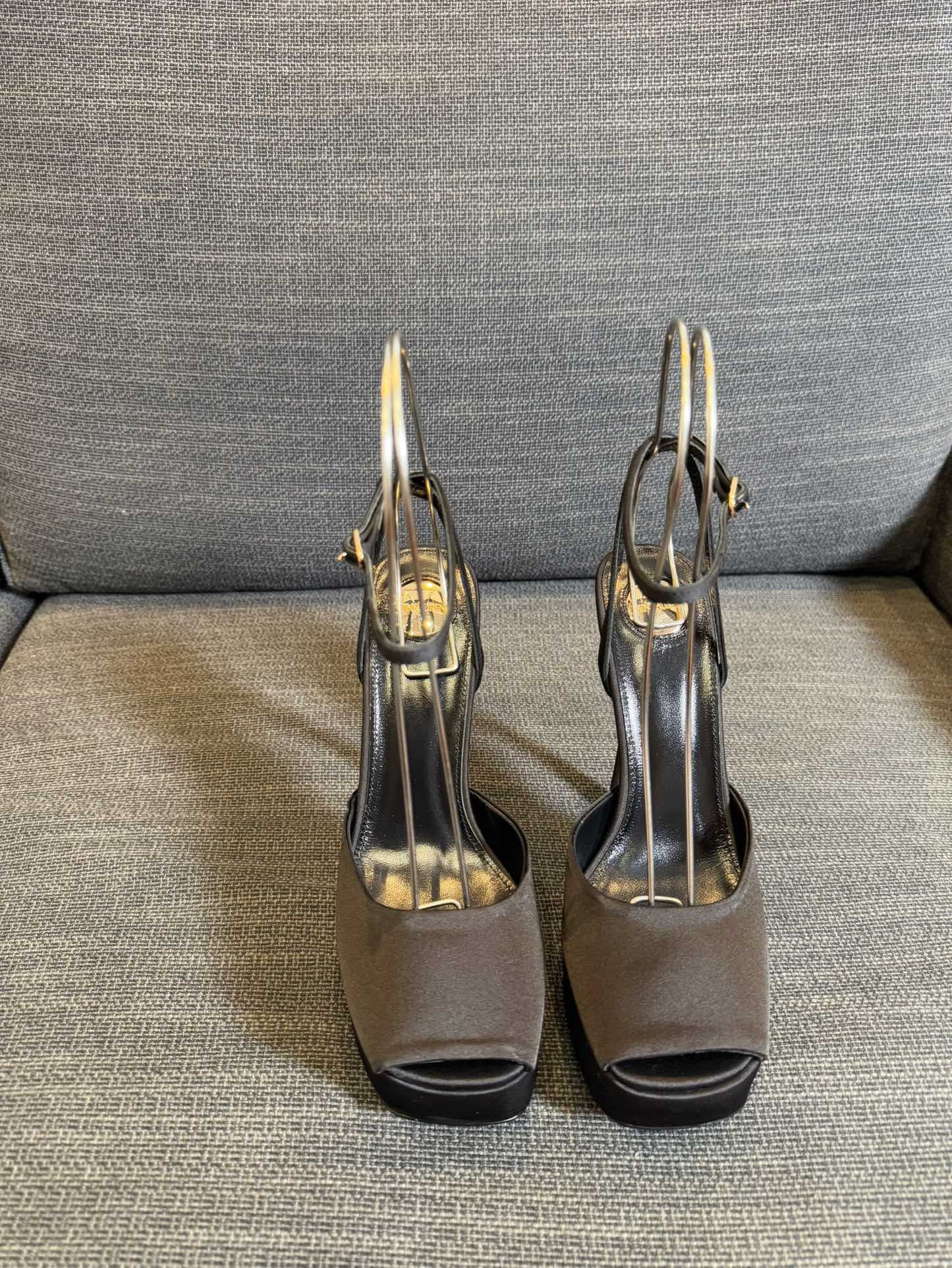 Saint Laurent