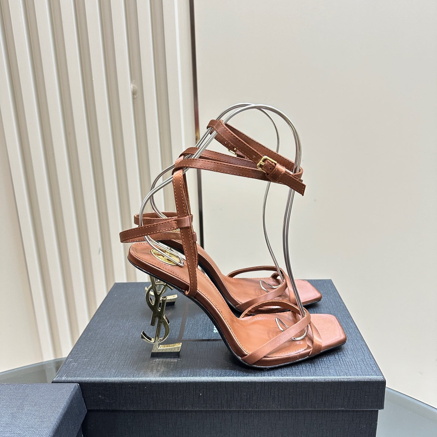 Saint Laurent