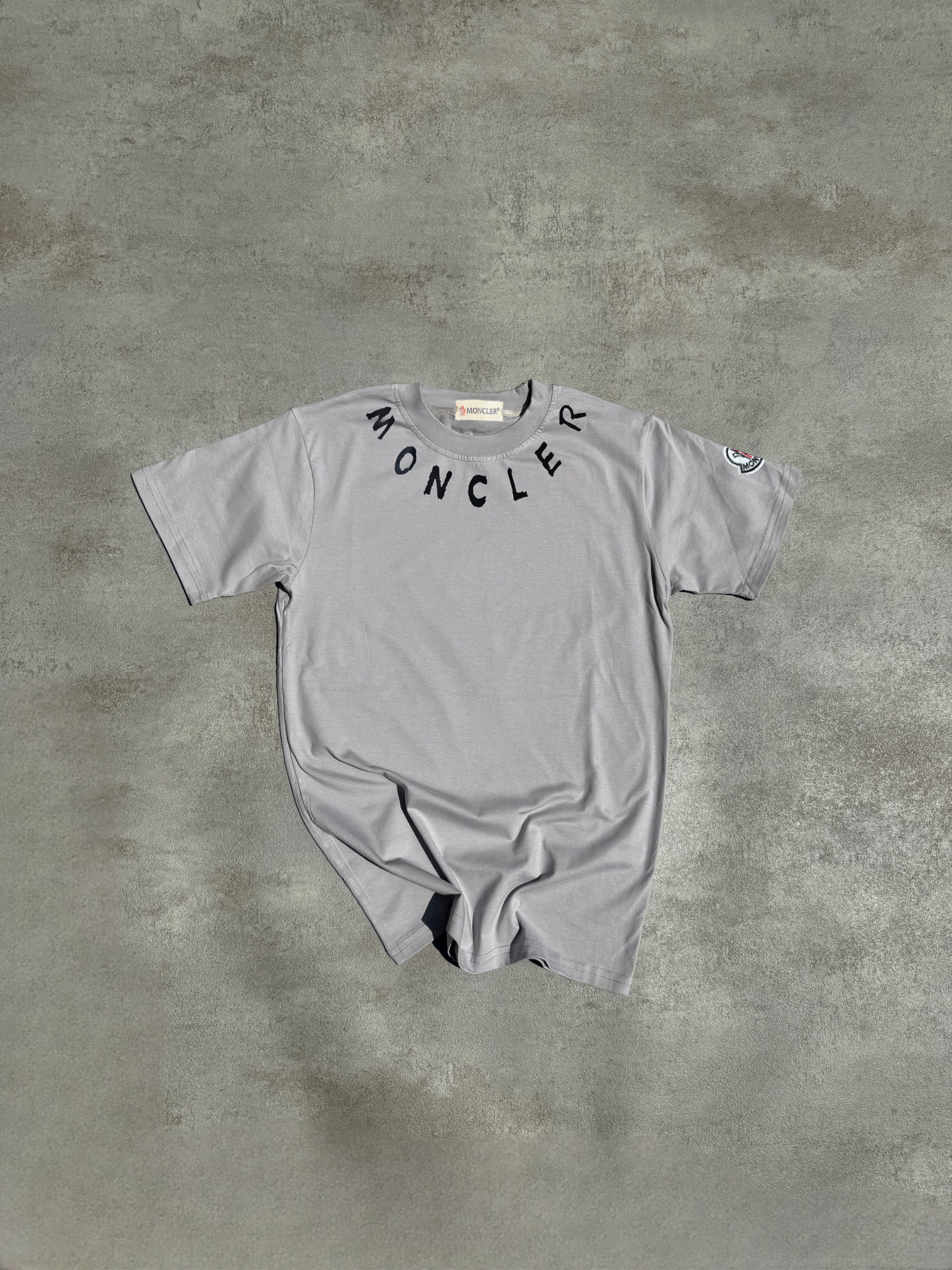 CAMISETA MONCL£R