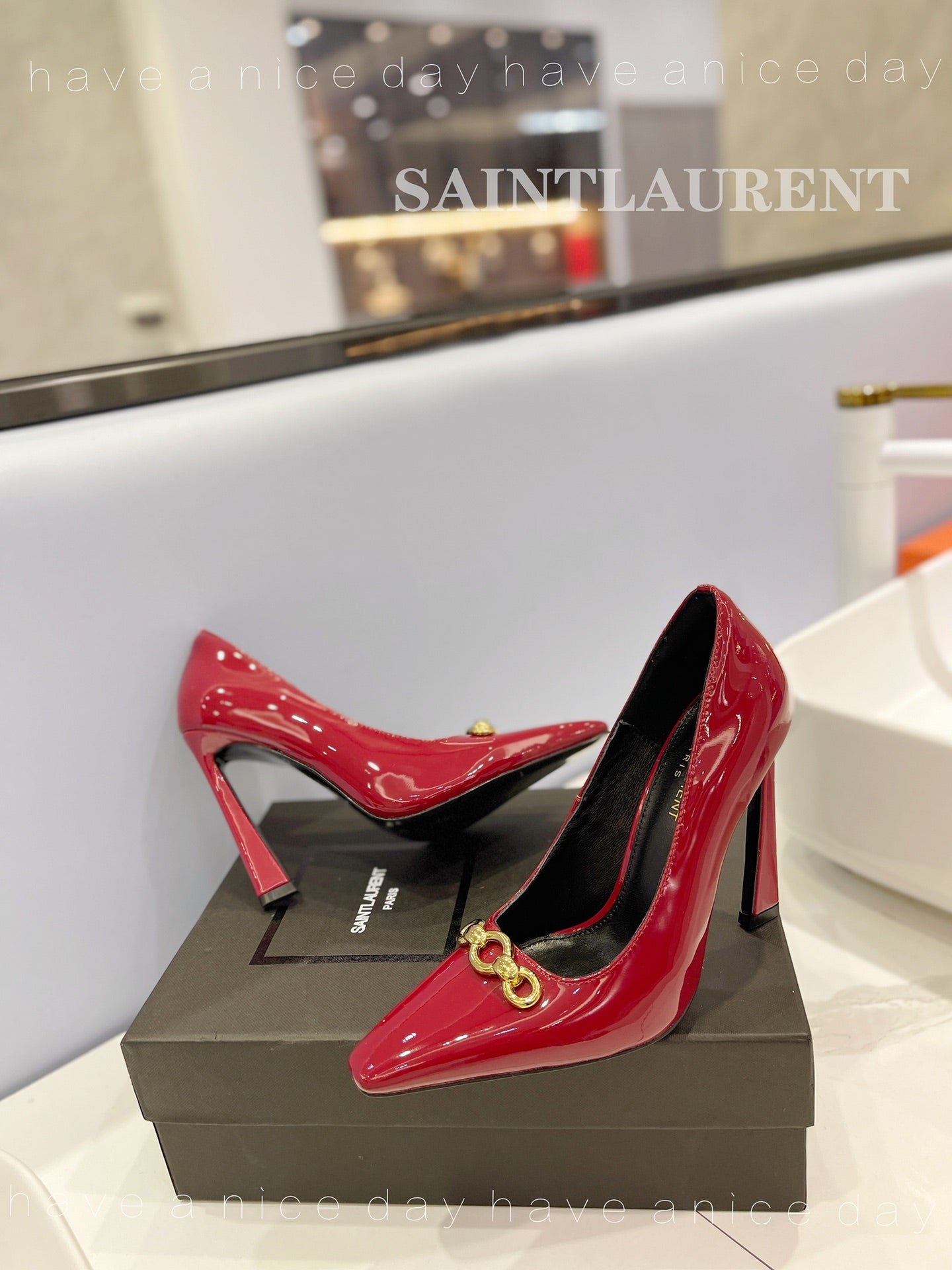 Saint Laurent
