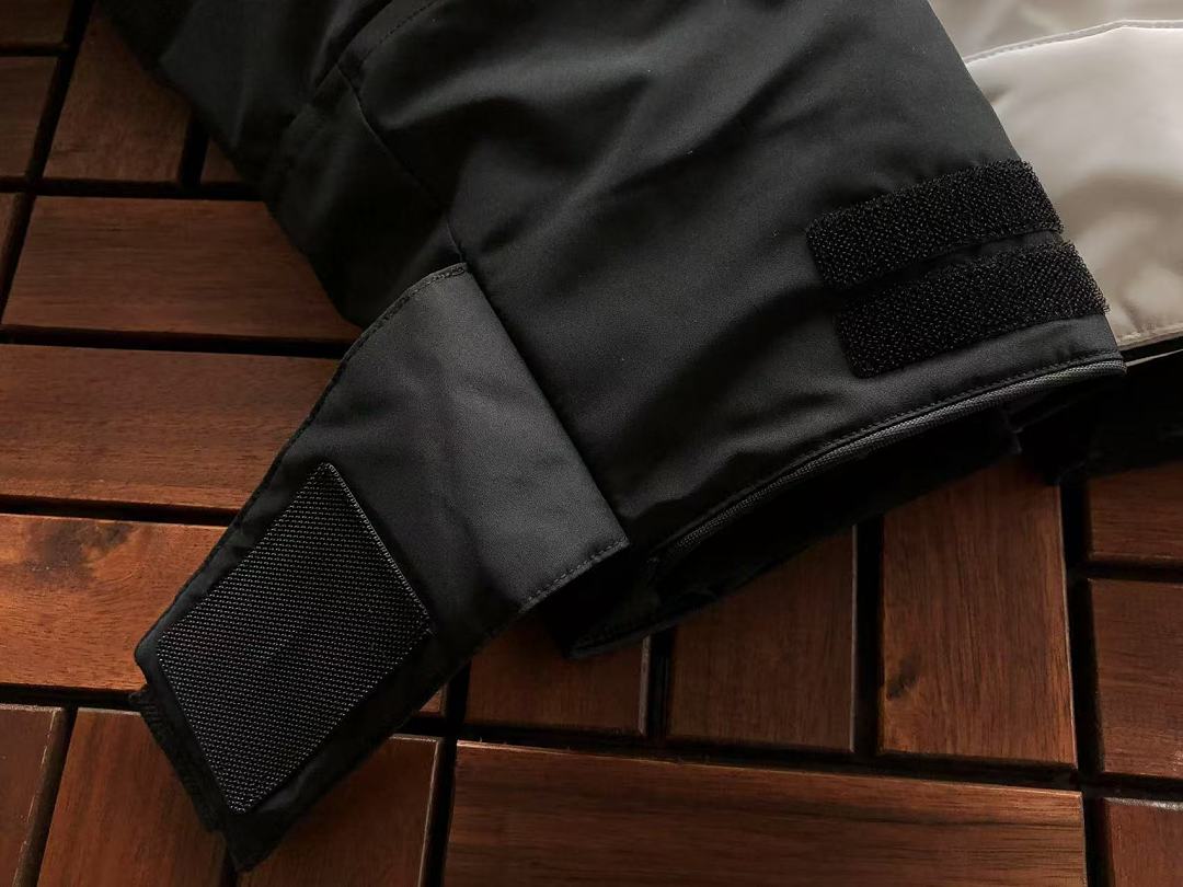 HELLY HANSEN DOWN JACKET