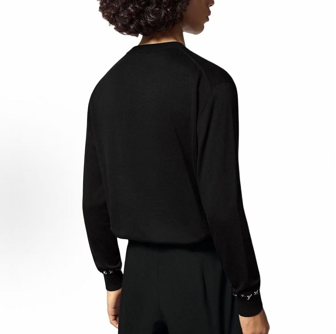 L🔥SWEATER