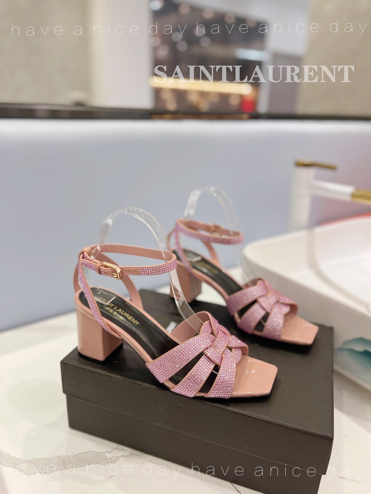 Saint Laurent
