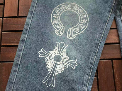 CH🔥OM🔥 HE🔥RTS JEANS
