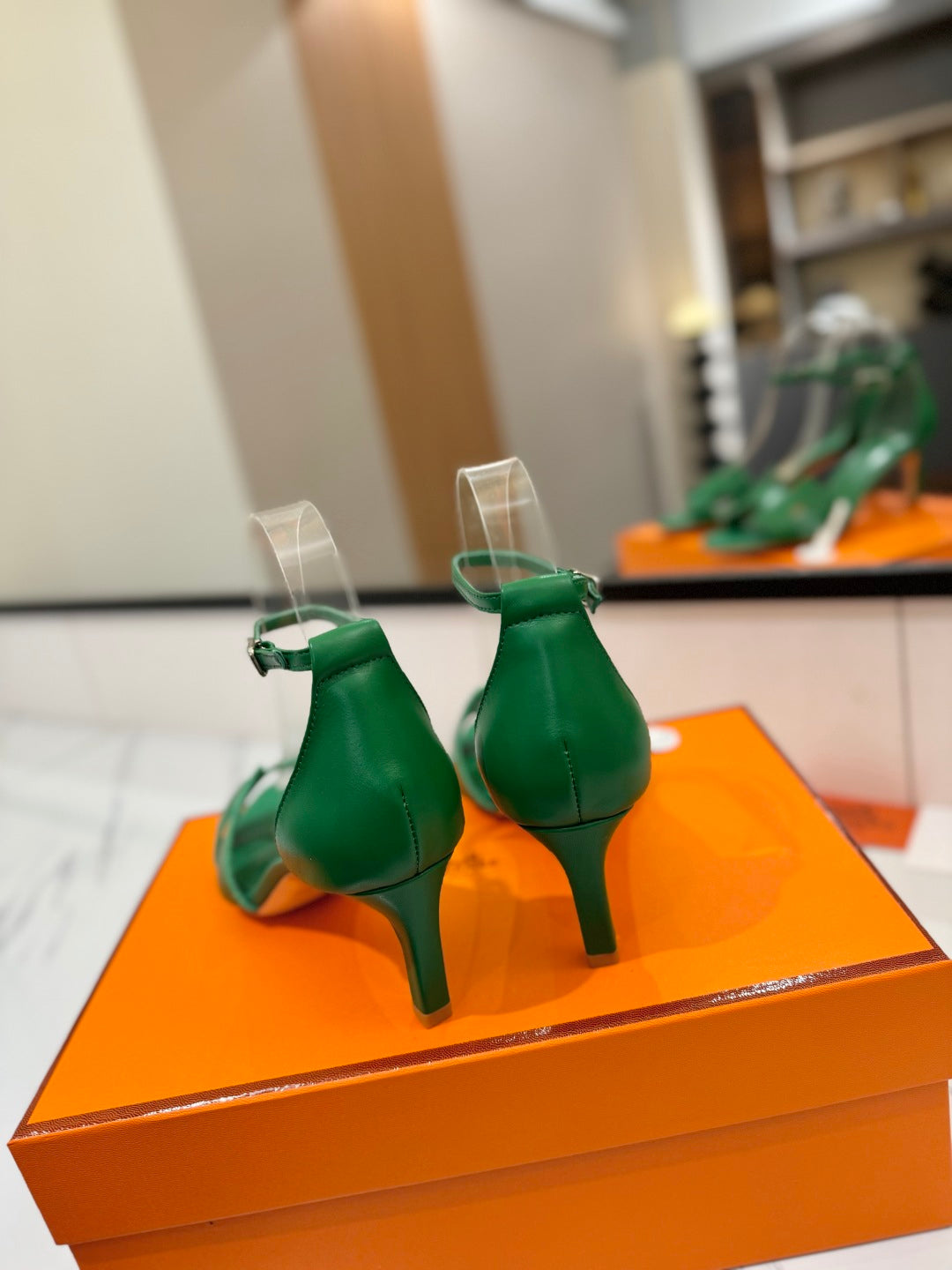 Hermès