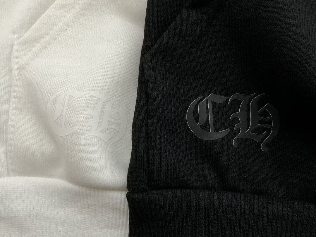 CH🔥OM🔥 HE🔥RTS HOODIE