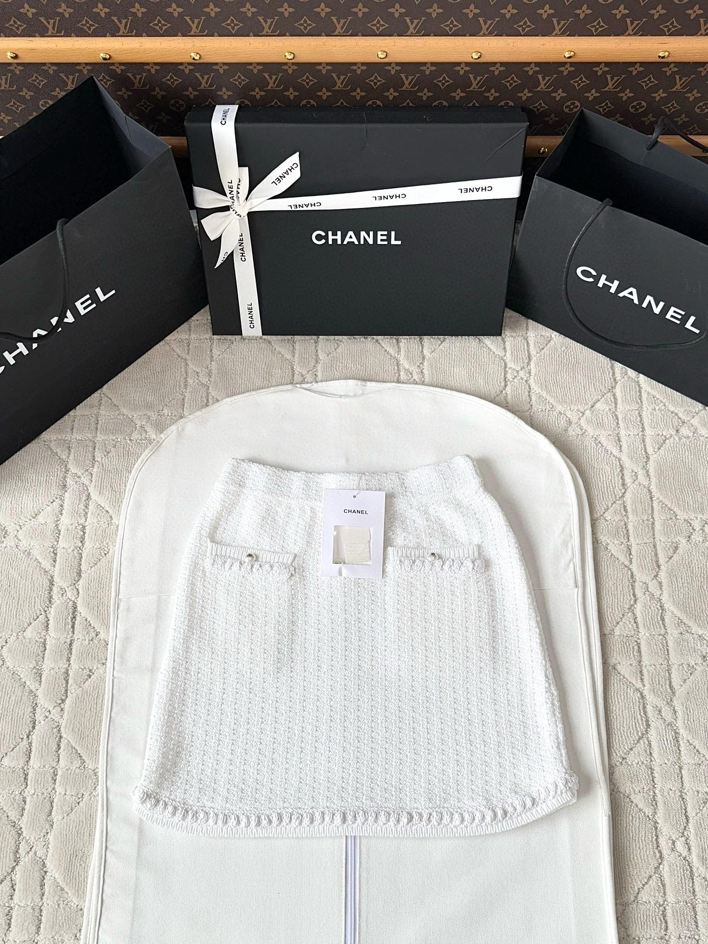CHANEL