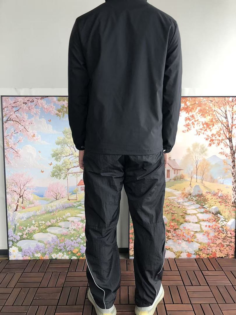 B🔥RB🔥RRY JACKET