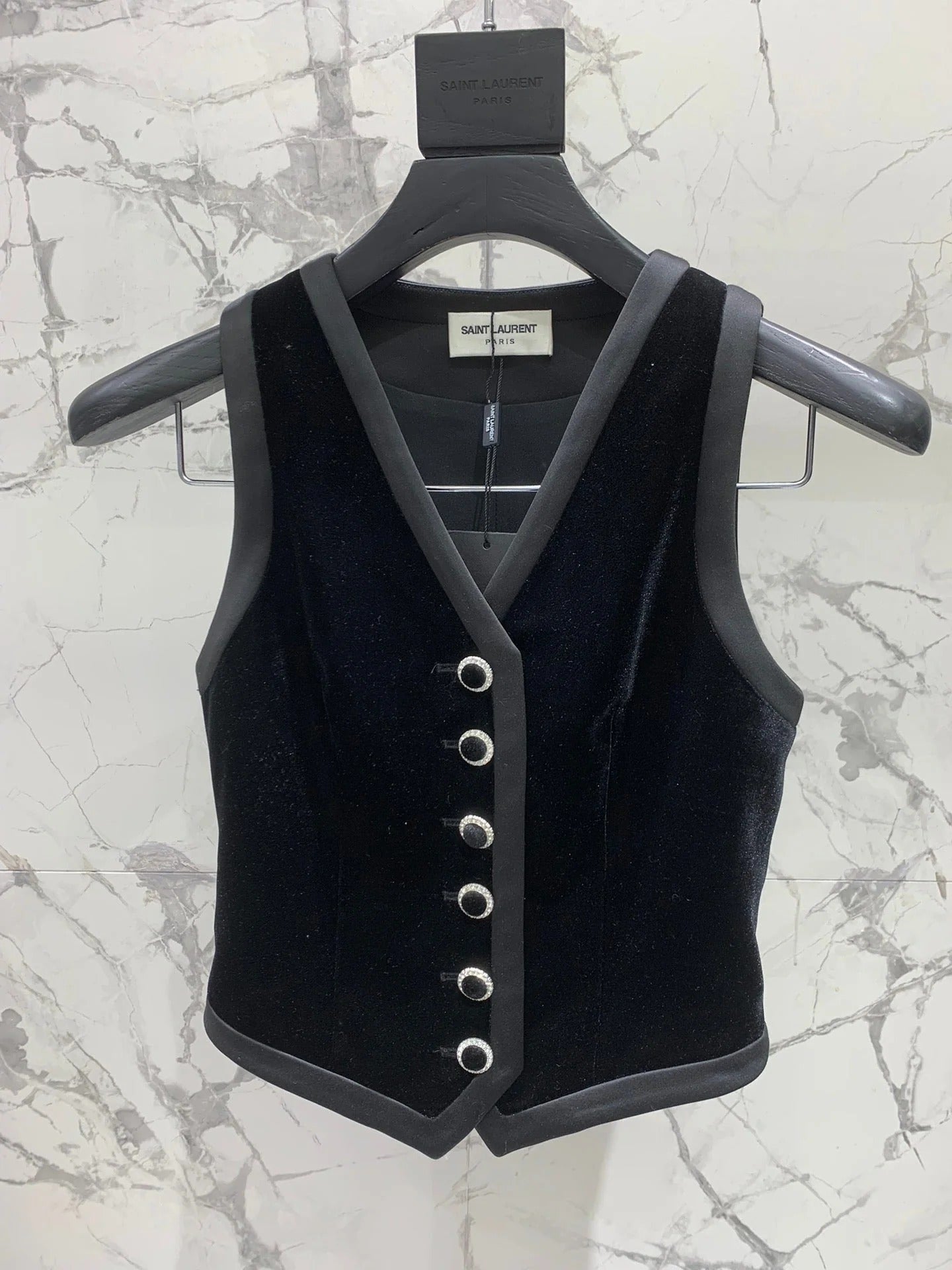 Saint Laurent