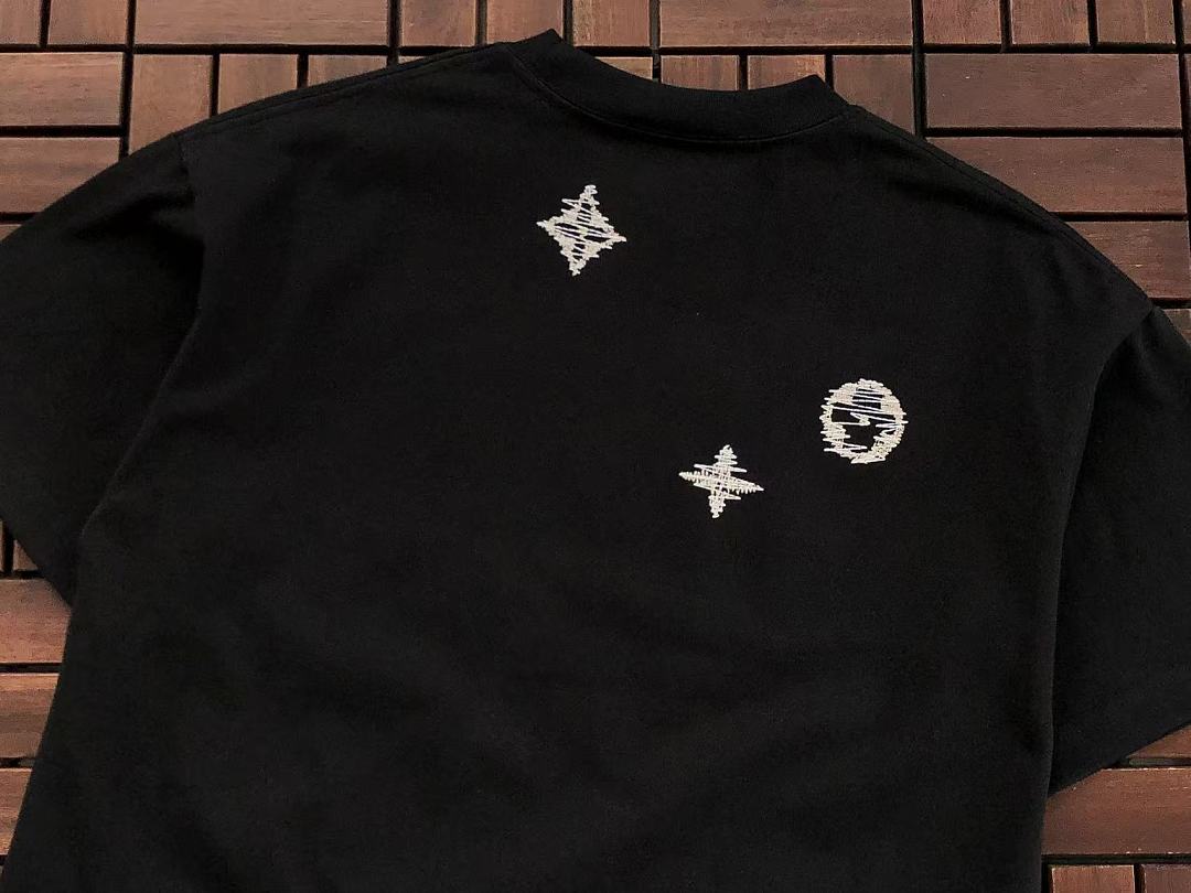L🔥T-SHIRT