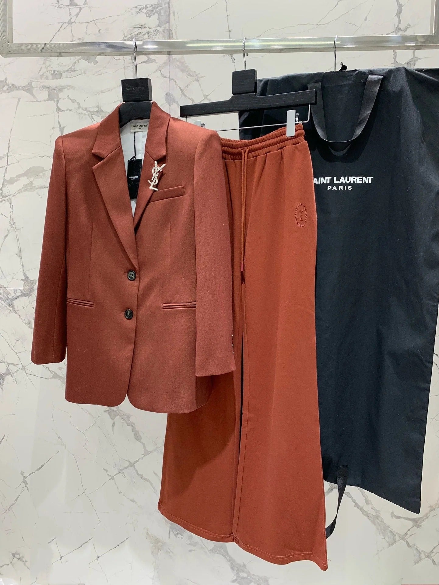 Saint Laurent