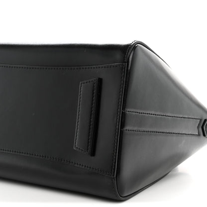 Shiny Lord Calfskin Small Antigona Black