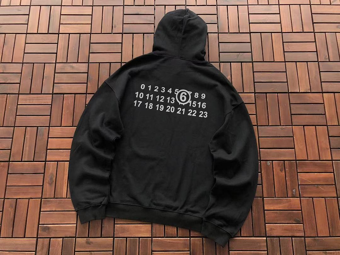 M🔥IS🔥N M🔥R🔥IE🔥A & TOMMY CASH HOODIE