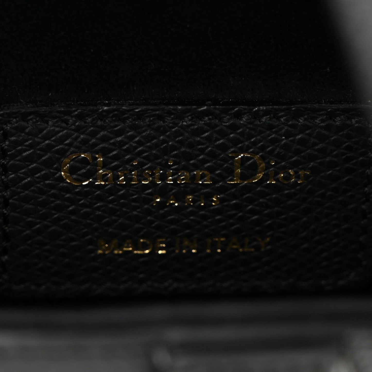 DIOR