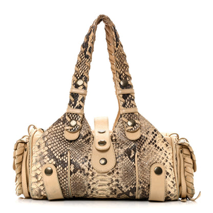 Chloé