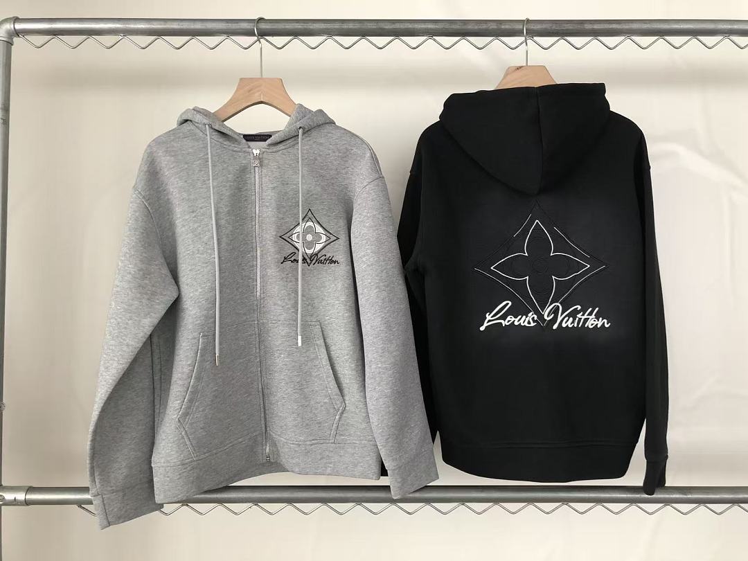 L🔥HOODIE