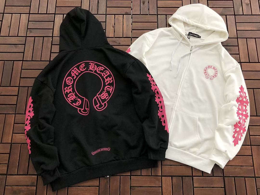 CH🔥OM🔥 HE🔥RTS HOODIE