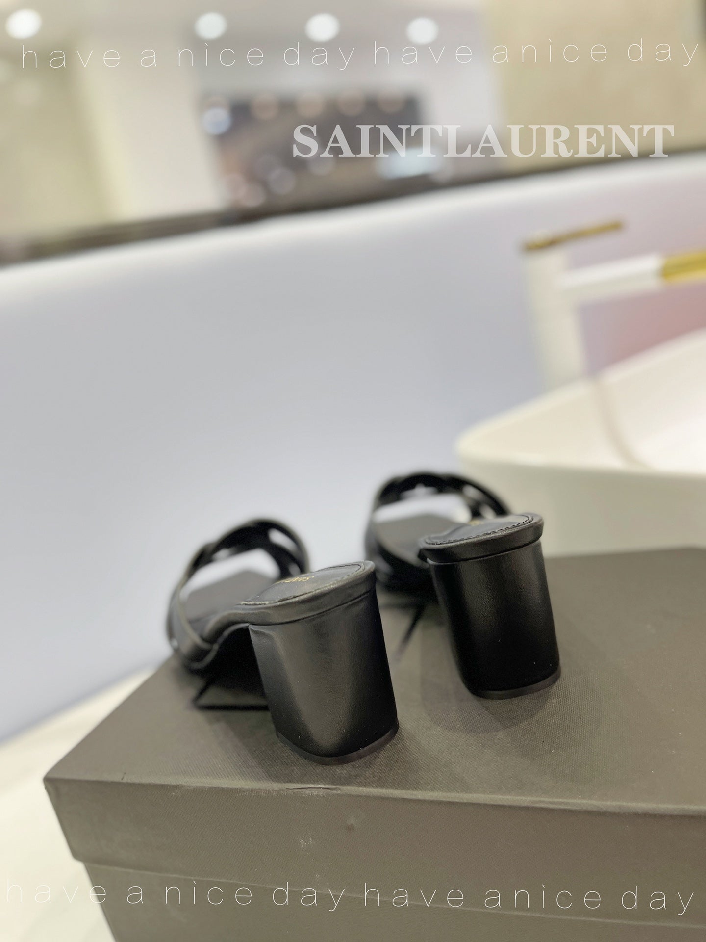 Saint Laurent