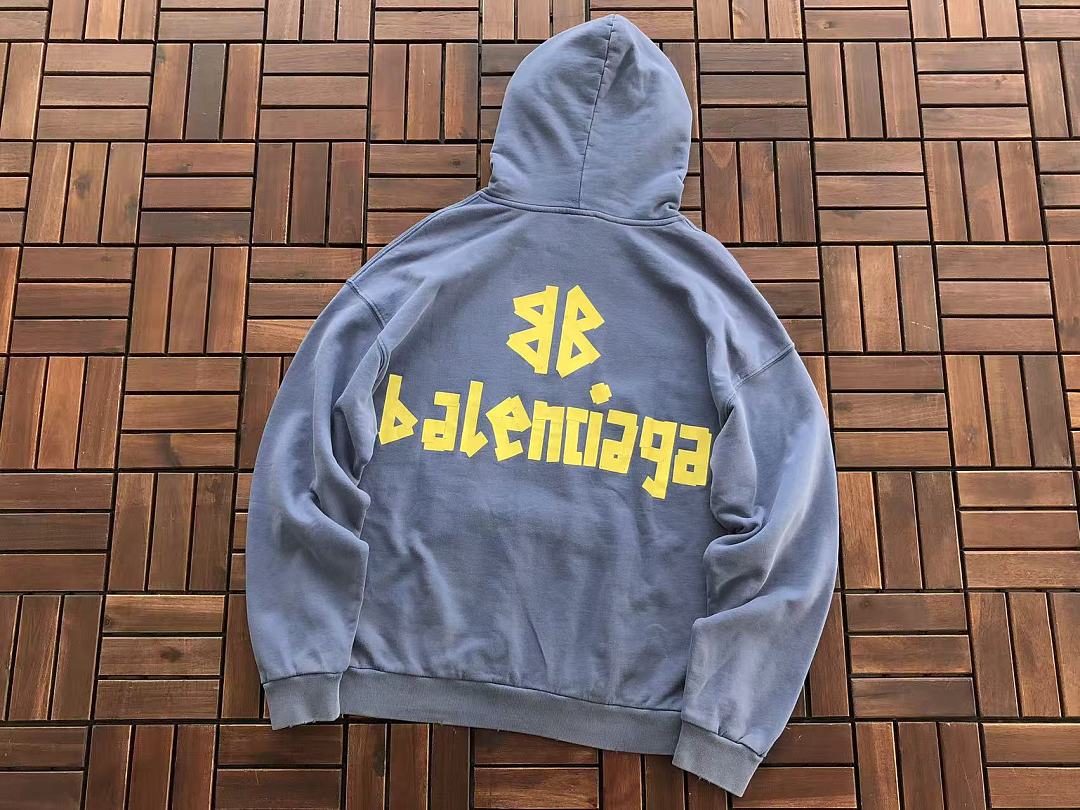 B🔥L🔥🔥🔥IA🔥A HOODIE