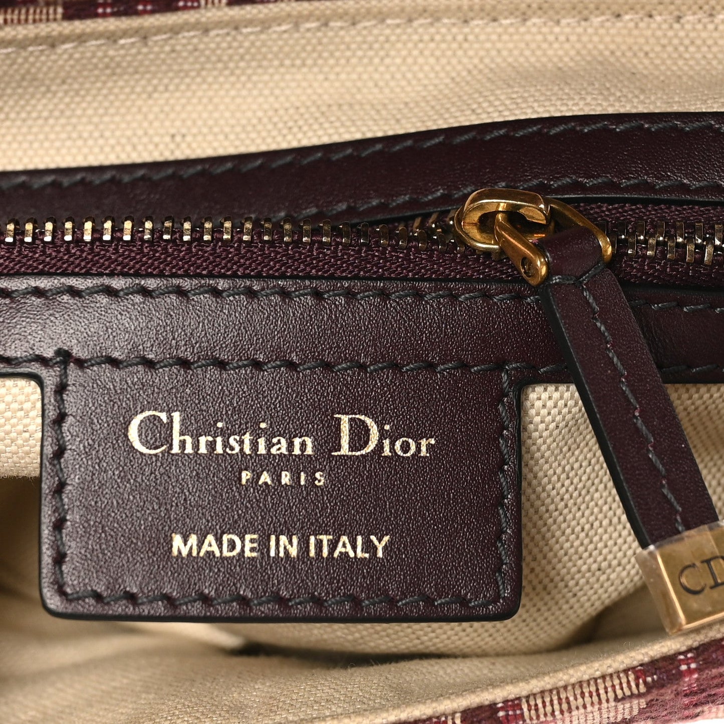 DIOR