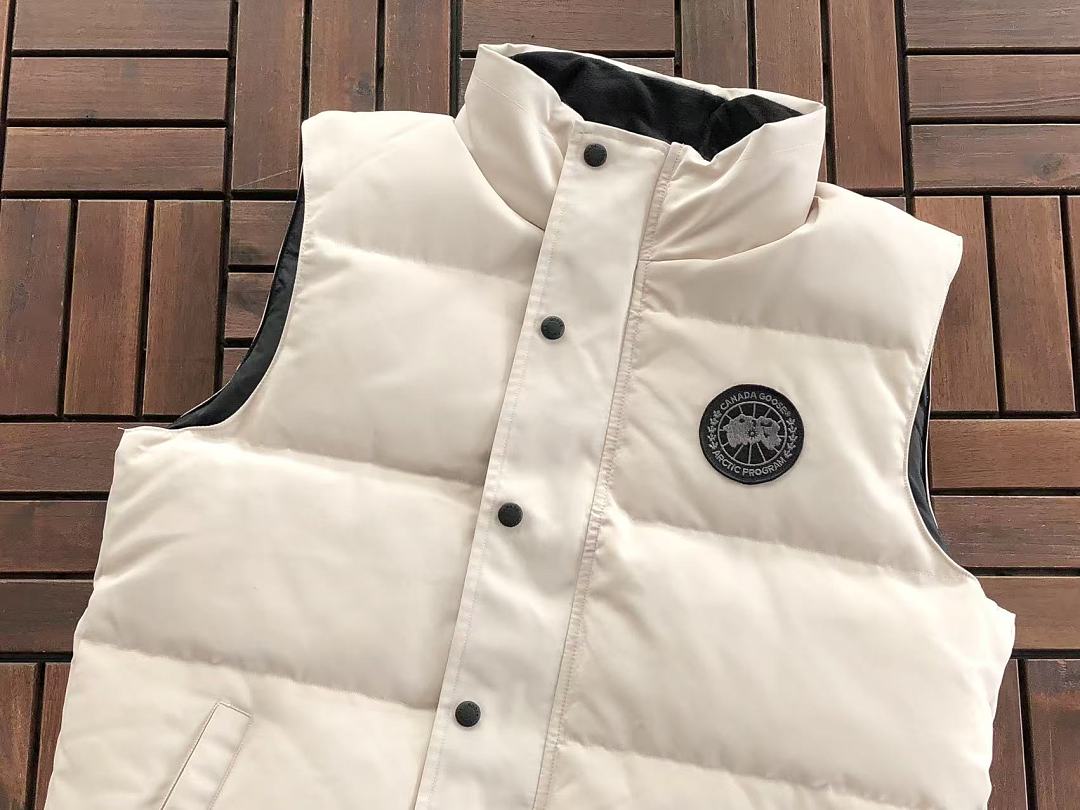 C🔥N🔥🔥A G🔥🔥🔥E DOWN VEST