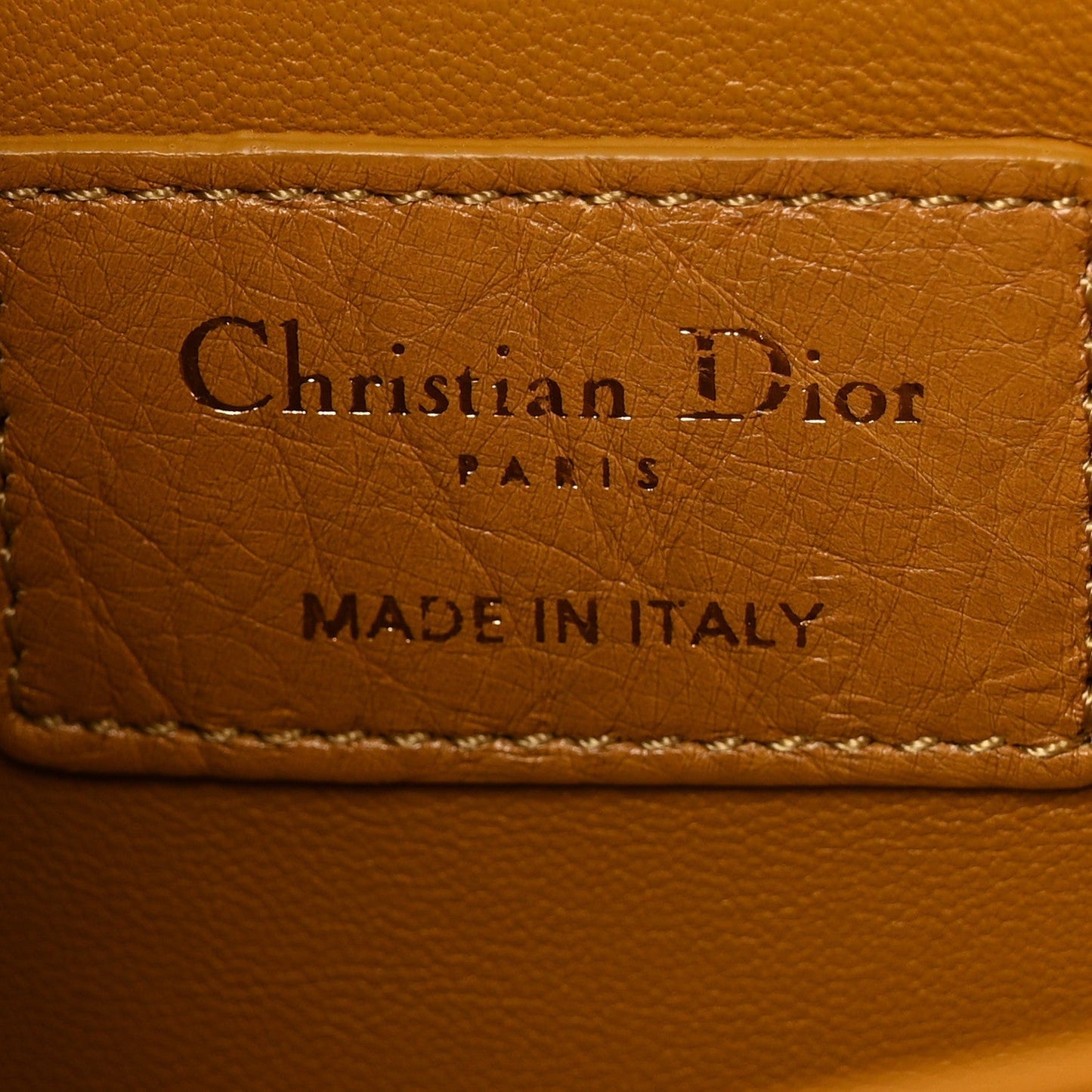 DIOR